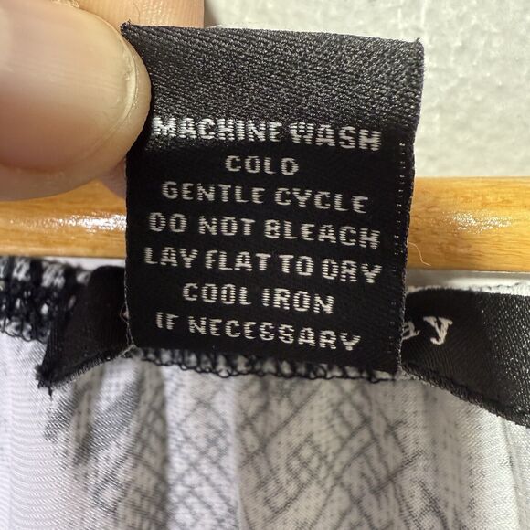 Adele & May Tunic Top Women’s Size 3X Black, Gray, White Plaid Print - Picture 6 of 8